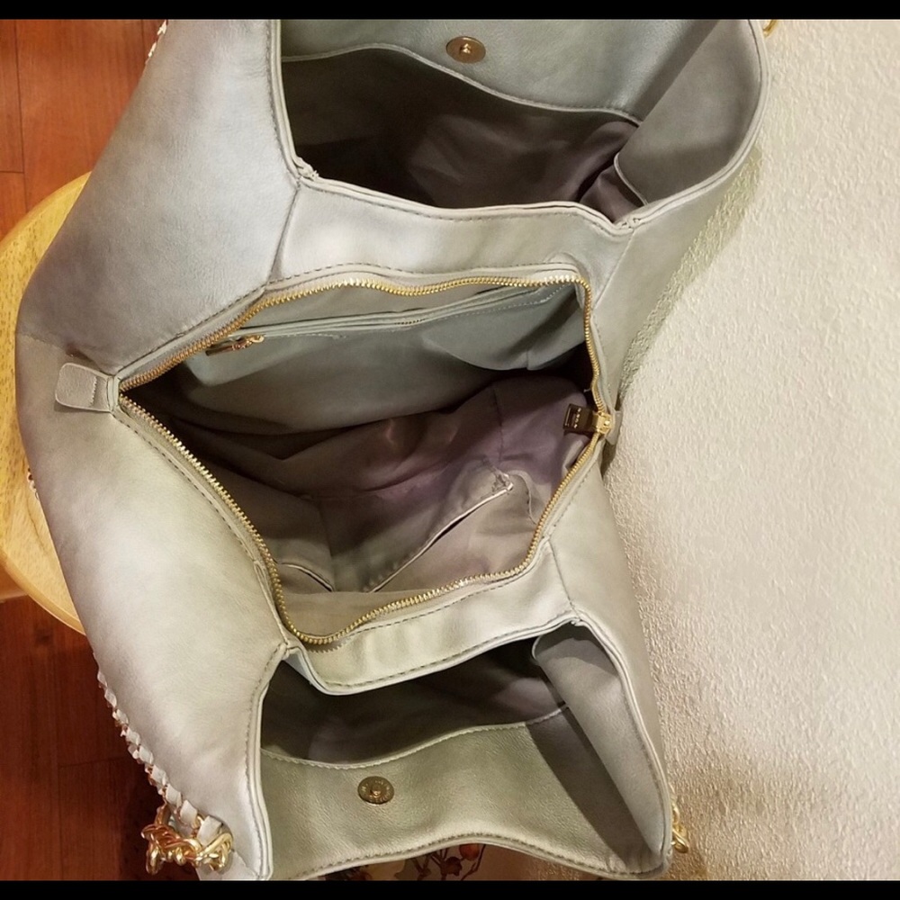 COPY - Bebe Silver Metallic Triple Entry Bag - Picture 4 of 4